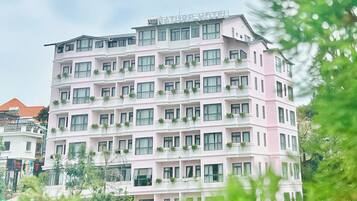 Fachada da propriedade