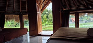 Standard Twin Room, Garden View | Garden view - Uma Nirmala aling-aling (Sukasada)