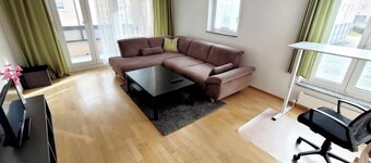 Spacious Apartment with Park View – Ideal for Families & Business Travelers