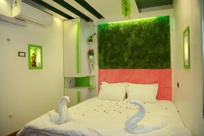 2 bedrooms, iron/ironing board, WiFi, bed sheets - PRIVATE VILLA WITH INDOOR SWIMMING POOL (CUDDALORE)