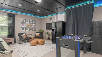 Spielezimmer