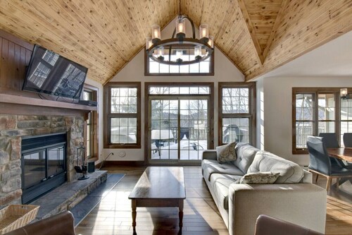 Les Falaises: Mont Tremblant Luxury Ski Retreat