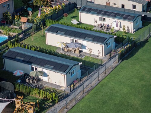 Ferienhaus auf dem Land. Viele Seen in der Umgeb. Therme, Dinopark, Ziegeleipark