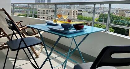 Apartment 3 Rooms, Bright, With Balconies and Panoramic View