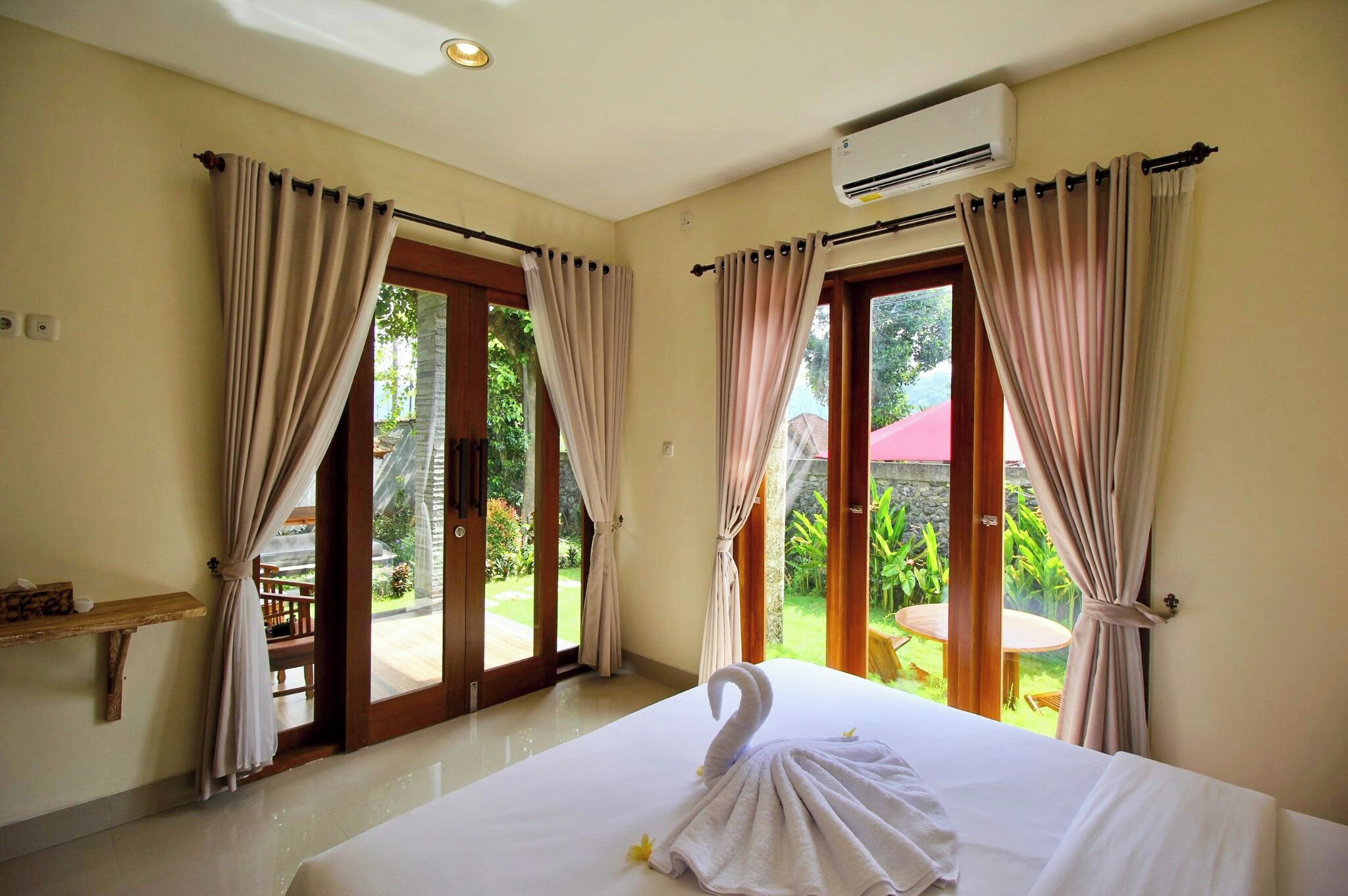 Pemandangan taman
