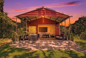 Exterior - SixZeroOne - outdoor area+prkg+10 mins to Legends (Edwardsville)