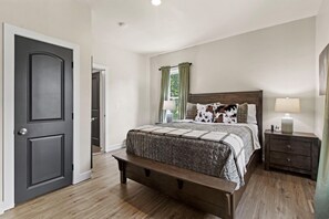 5 dormitorios, escritorio, tabla de planchar con plancha y wifi gratis