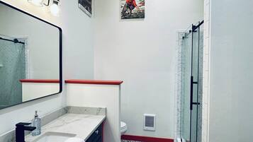 Hårtørrer, håndklæder