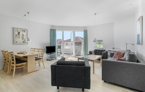 TV - Gudhjem Søpark Lejl. 12 (Gudhjem)