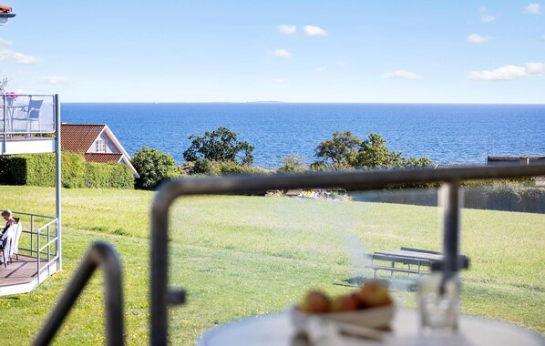 Property grounds - Gudhjem Søpark Lejl. 12 (Gudhjem)