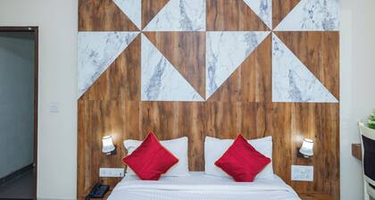 Ishwerya Suites