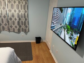 3 bedrooms, WiFi, bed sheets