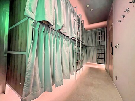 Futura Boutique Hostel - Image 18