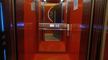 Elevator