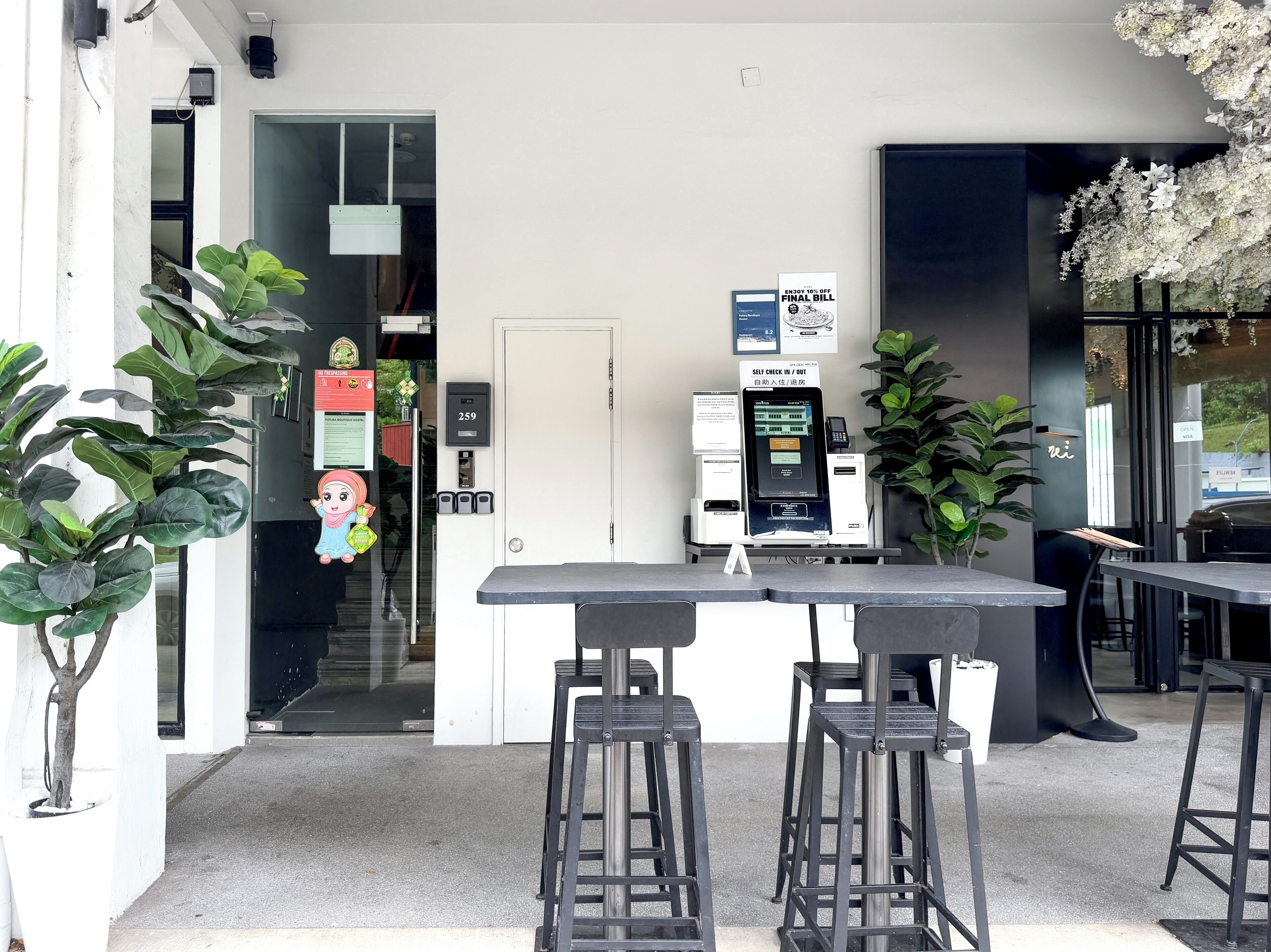 Entrée de l’hébergement