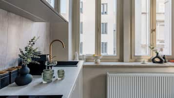 Premium Studio Suite | Private kitchenette