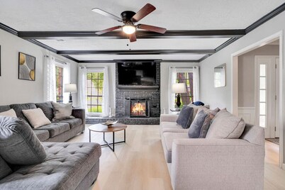 Elegant Houston Getaway w/ Private Pool & Grill