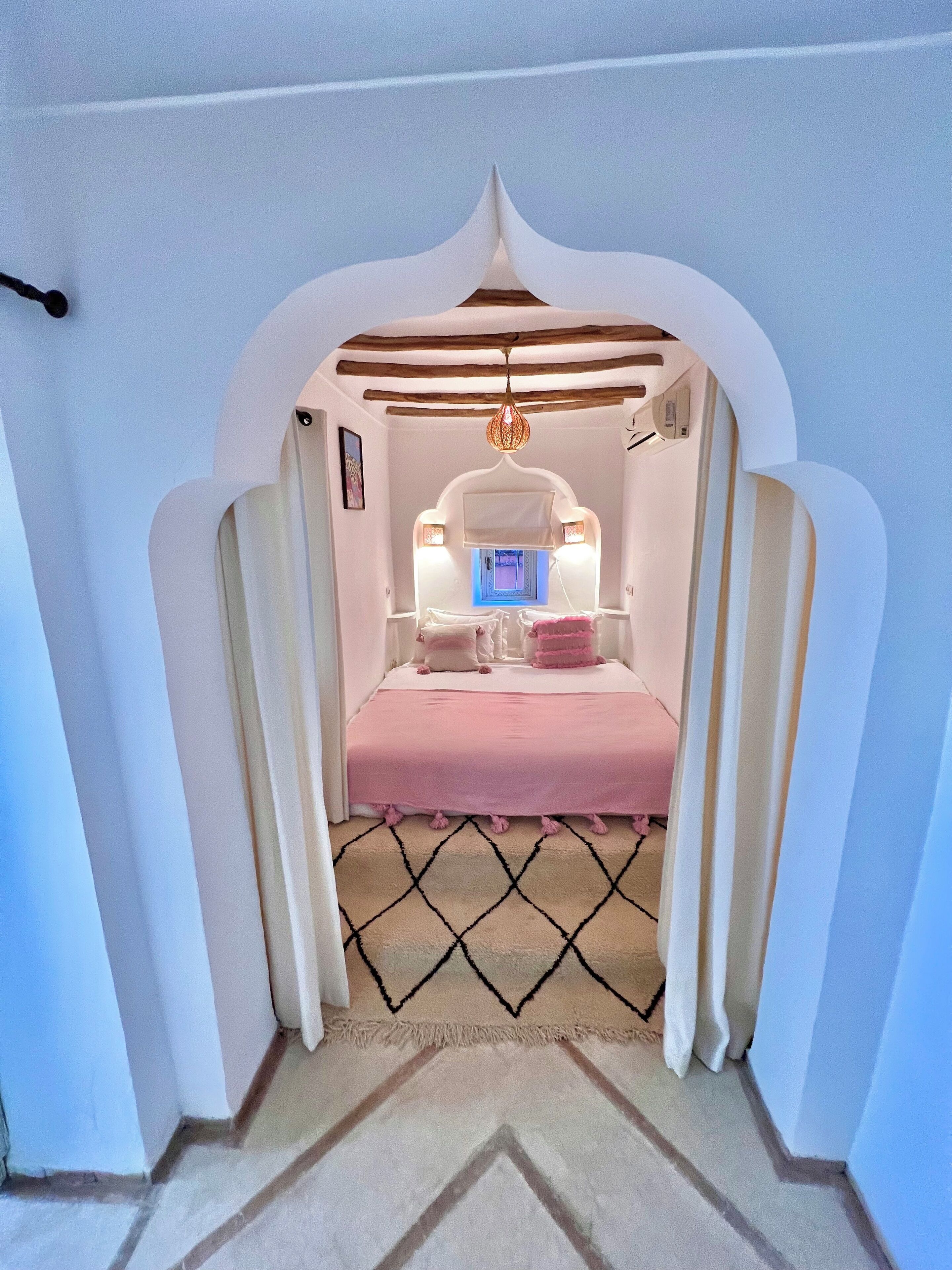 4 dormitorios, escritorio, tabla de planchar con plancha y wifi gratis