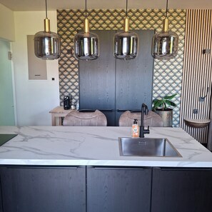 Oklassificerad bild, 2 av 10, knapp