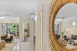 House - Lux Resort - 9 Pools Gym Free Parking (Westcourt)