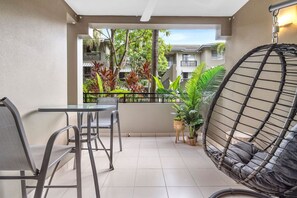 Apartment | 1 bedroom, Internet - Lux Apartment Cairns - 9 Pools BBQ Gym (Westcourt)