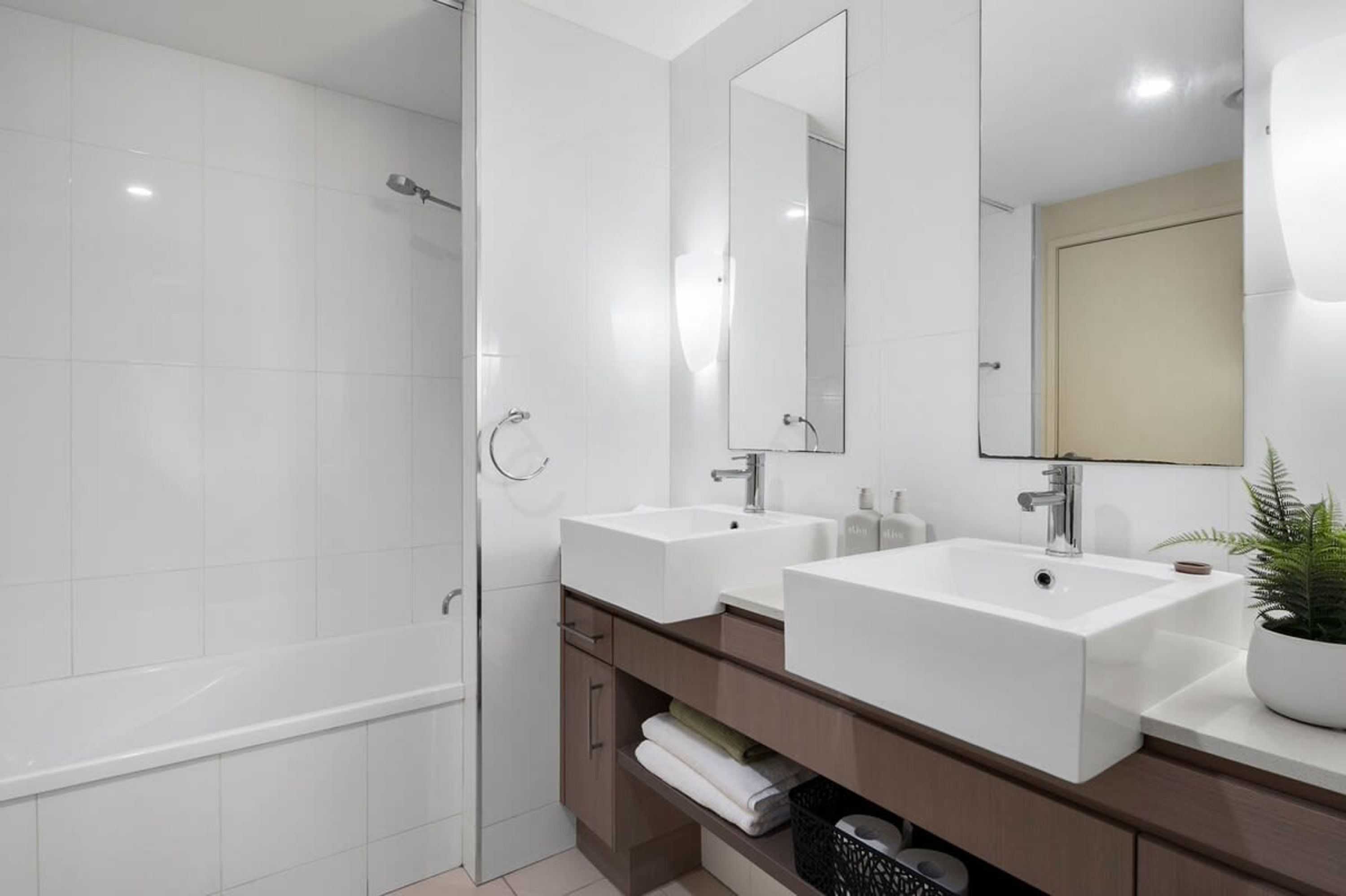 House | 1 bedroom, iron/ironing board, Internet