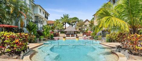 Apartment | 2 bilik tidur, meja, seterika/papan seterika, Internet