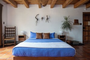 Accès au Wi-Fi (inclus), literie fournie