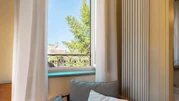 Habitación doble superior, vistas a la piscina | Vistas desde la habitación