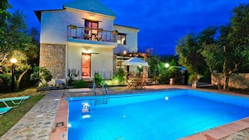 Biệt thự | 3 phòng ngủ, phòng cách âm