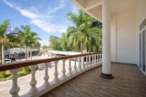 Exterior - Phu Quoc Hotel (Phu Quoc)