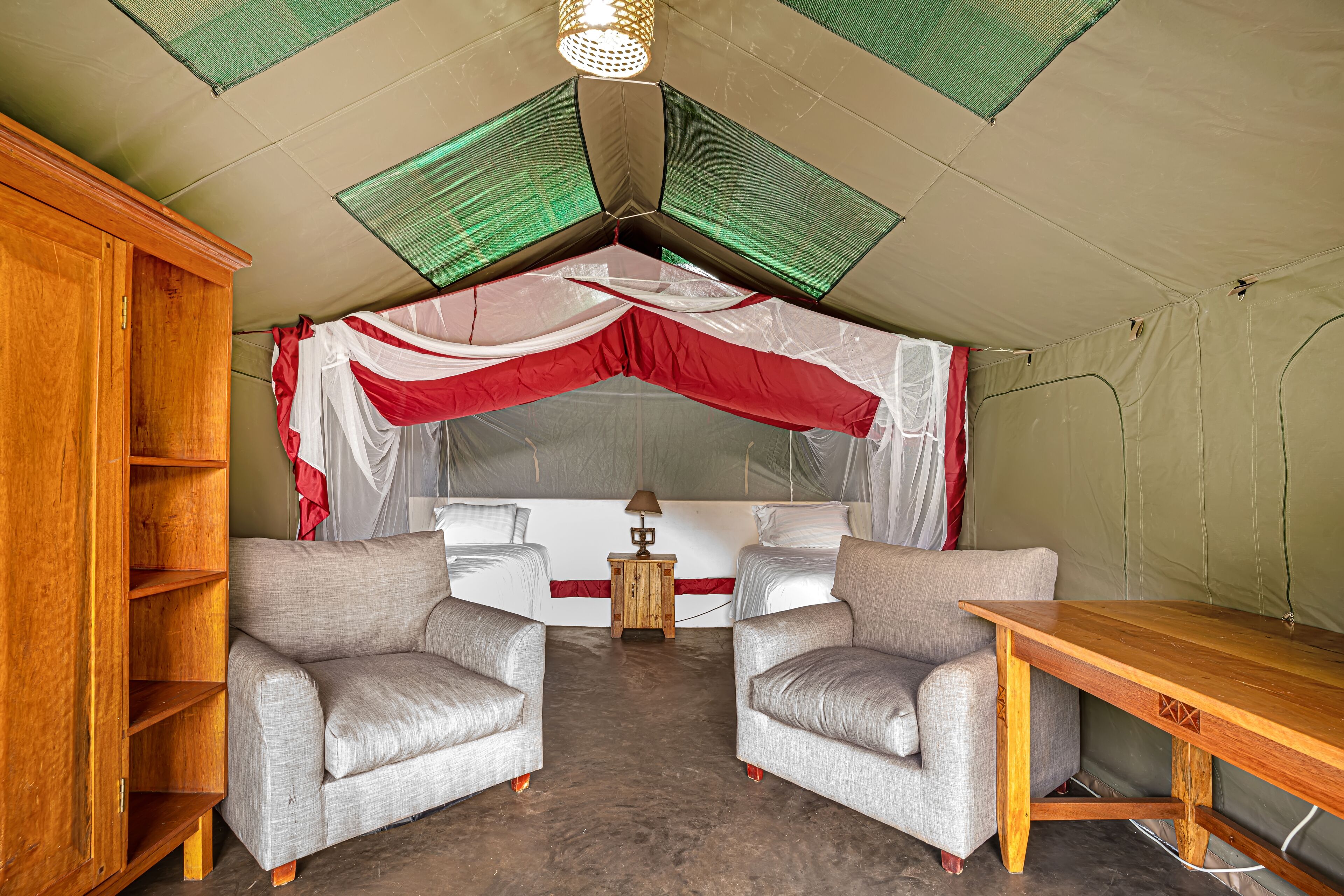 Adventure Tent | 有線インターネットアクセス (無料)