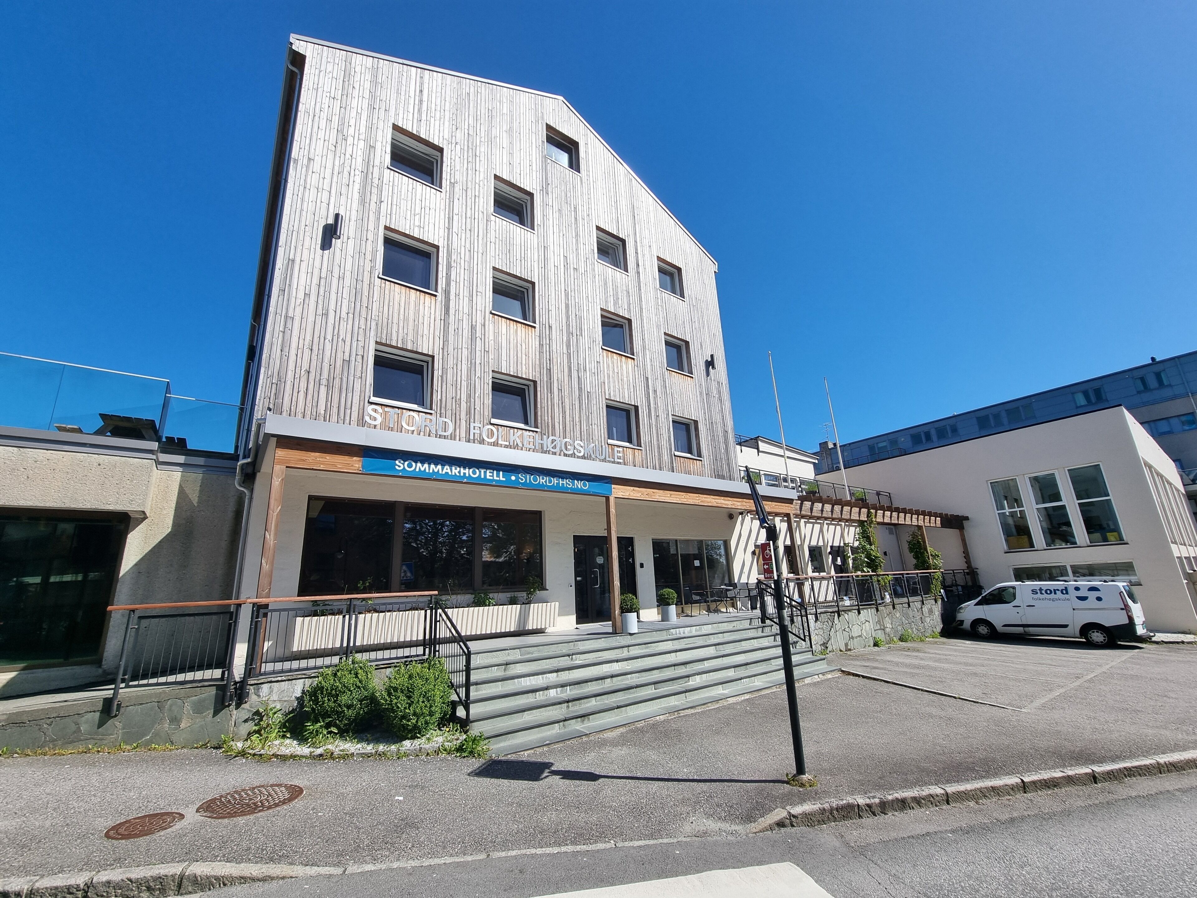 واجهة المنشأة