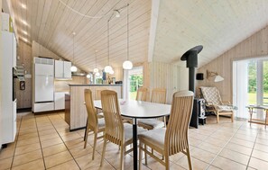 Dining - 3 bedroom cozy home in Oksbøl (Oksbøl)