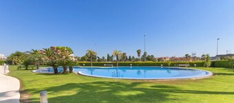 Happy in Oliva With 1 Bedrooms and 1 Bathrooms
