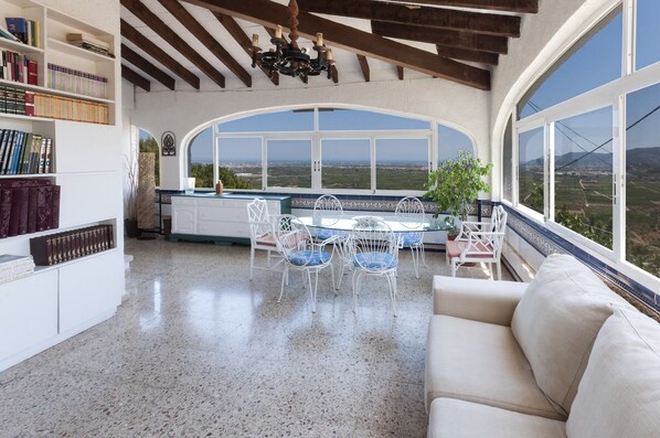 4 bedrooms - Llumicel in Ador With 4 Bedrooms and 2 Bathrooms (Ador)