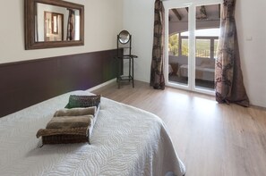 Villa | 4 bedrooms - Llumicel in Ador With 4 Bedrooms and 2 Bathrooms (Ador)