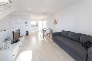 Villa | 2 bedrooms - La Mar De Olas in Val Ncia (Oliva)