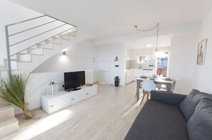 Villa | 2 bedrooms - La Mar De Olas in Val Ncia (Oliva)