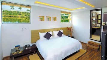 Luxury Floating Room | 1 bedroom, premium bedding, individually decorated