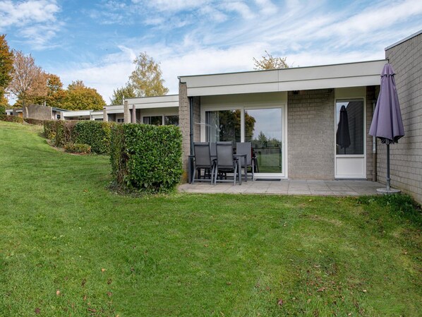 Bungalou | Exterior