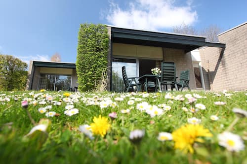 Bungalow | Exterior