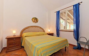 Huis, uitzicht op zwembad | 3 slaapkamers, een strijkplank/strijkijzer, gratis wifi, beddengoed