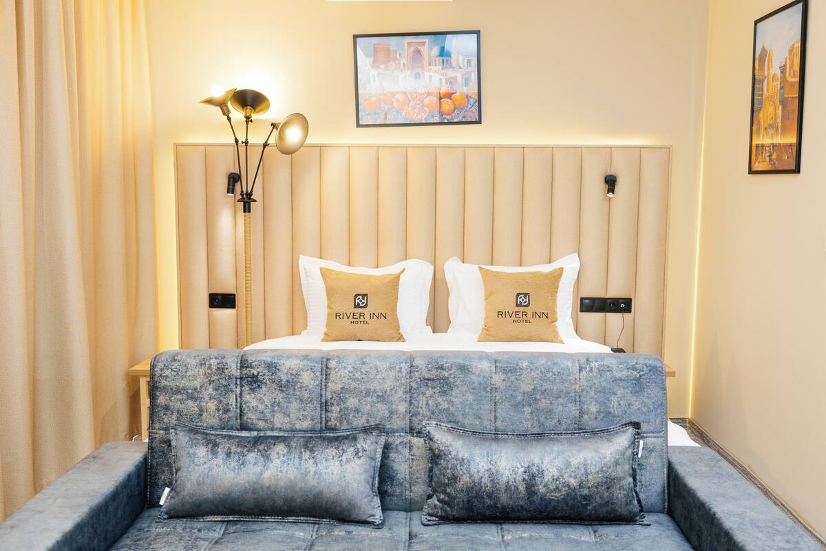 In-room safe, desk, laptop workspace, WiFi (free)