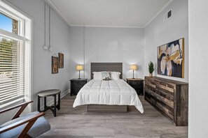 1 soverom, strykejern/-brett, wi-fi og sengetøy