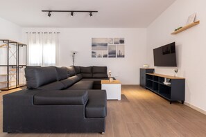 Villa | 3 bedrooms - La Piedra De Coin in Co n (Coin)