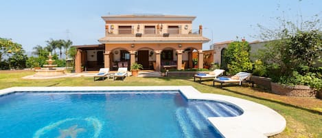 Villa