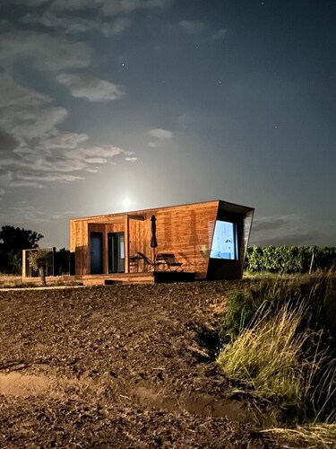 A unique & tranquil vineyard cabin nestled amongst the vines