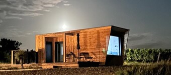A unique & tranquil vineyard cabin nestled amongst the vines