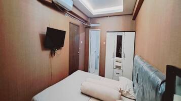 Kamar Double Standar | Seprai linen